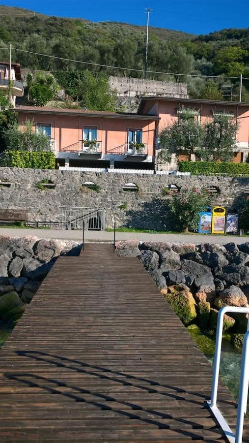 Villa Sul Lago Con Pontile Privato A Brenzone Sul Garda - Unique And Exclusive Exterior photo